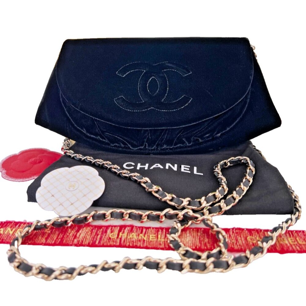 CHANEL  Half Moon  Black Velvet Leather Wallet on Chain Clutch Shoulder Bag Auth